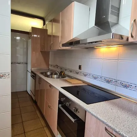 Sunny Aloha Apartament *